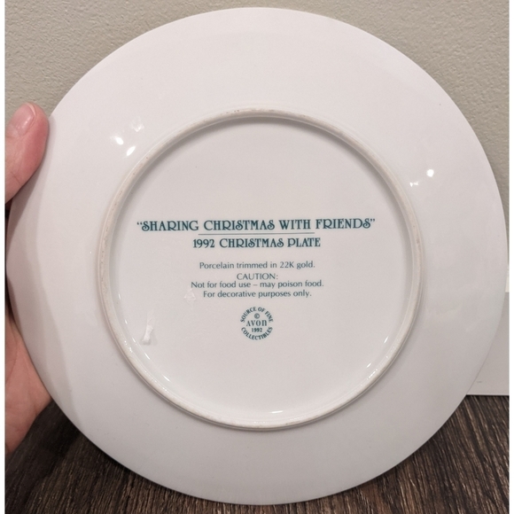 Avon 1992 Christmas Decorative Plate 22K Gold - Picture 3 of 4